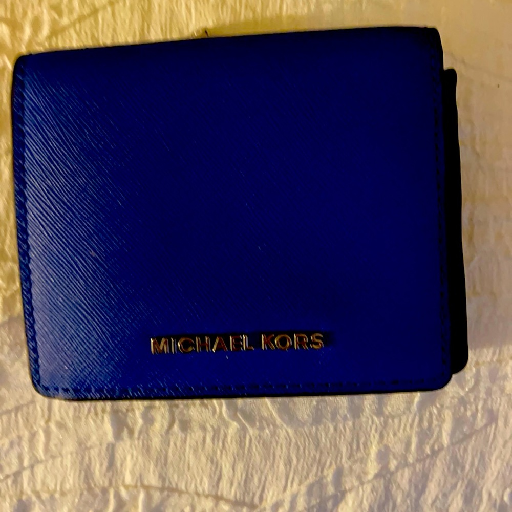 Michael kors wallet/handbag